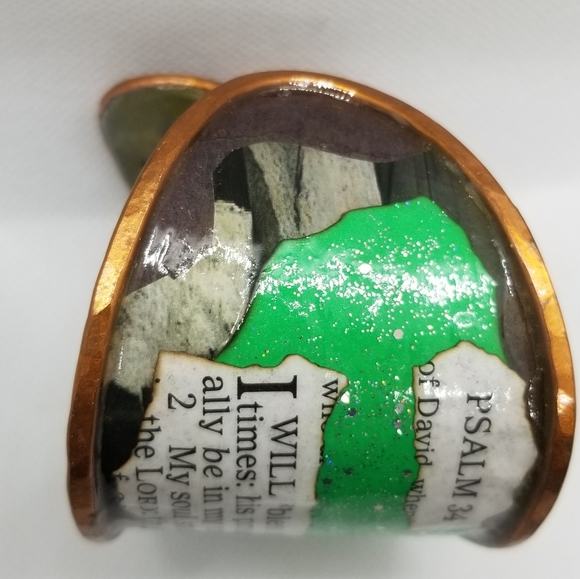 Psalms 34 Cuff - Picture 7 of 15